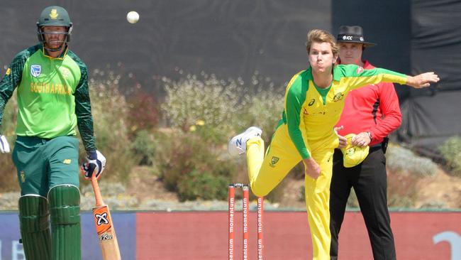 Adam Zampa bowling against South Africa during the recent ODI match in Cape Town. Picture: Rodger Bosch/AFP