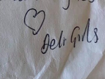 shopper finds note in her online delivery