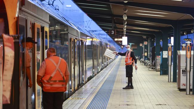 Public transport is also disrupted by the weather. Picture: Justin Lloyd.