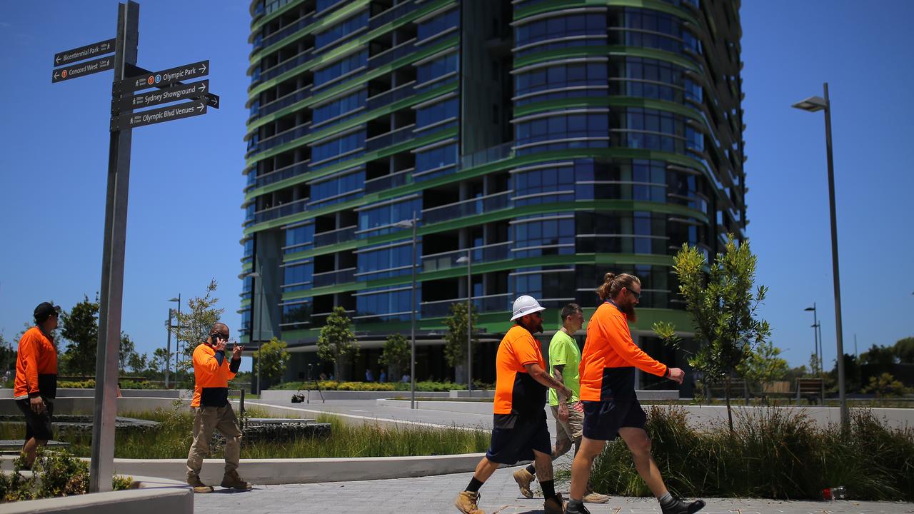 Construction workers at the Opal Tower today. Picture: AAP