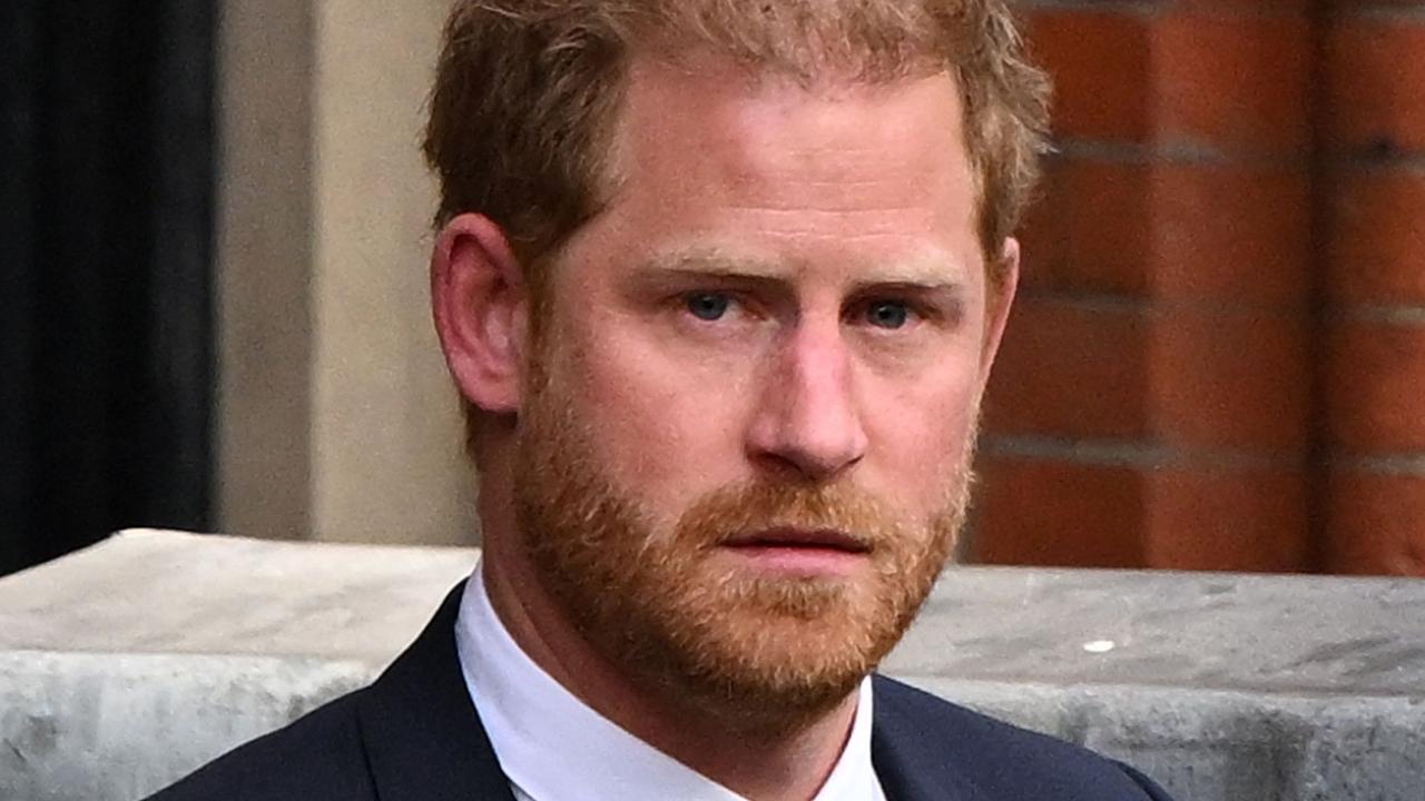 Judge warns Harry in phone-hacking case