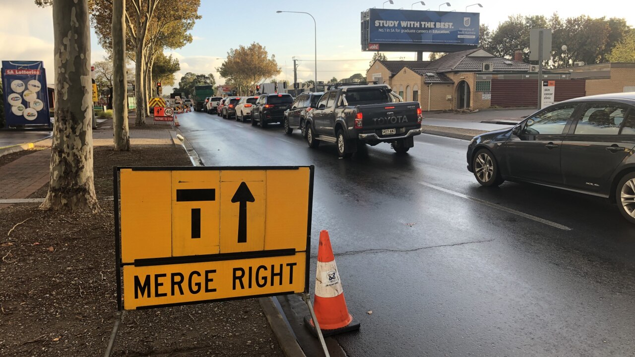 Burst water main affecting South Rd traffic | The Advertiser