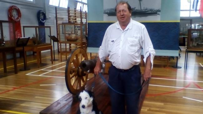 Peter George Reurich and assistance dog Boofhead in 2018.