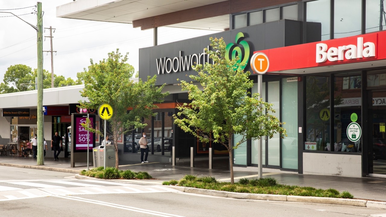 NSW Health urges close contacts of Berala BWS, Woolworths to isolate for 14 days