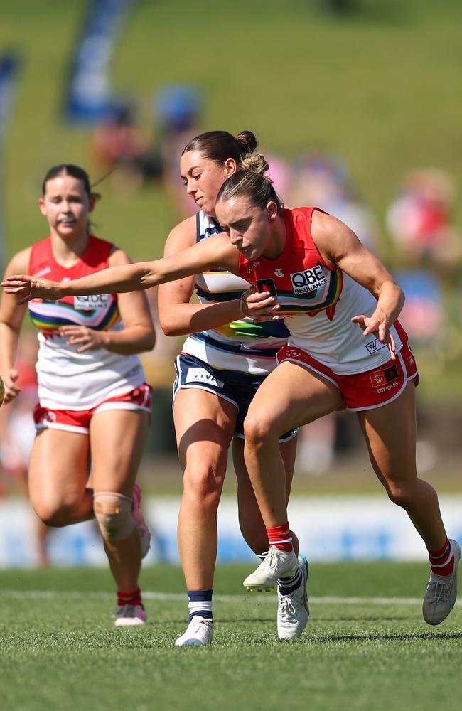 Laura Gardiner (R) has likely played her last game of the season. Picture: Getty Images