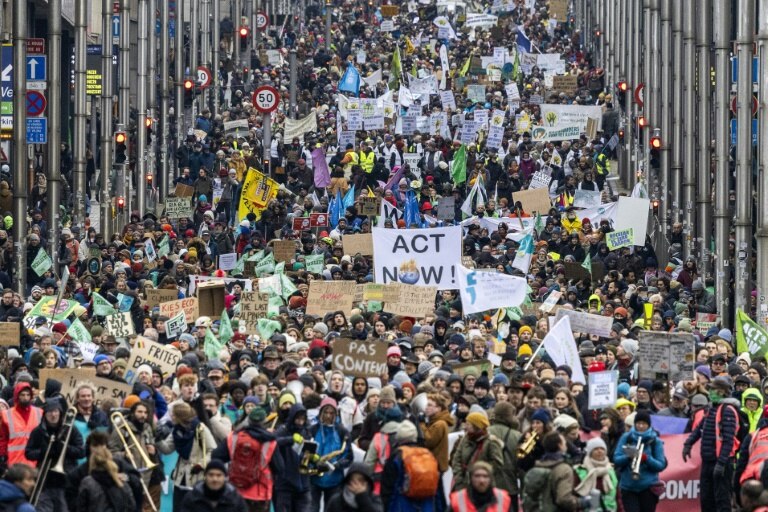 Tens Of Thousands March For Climate In Brussels News Com Au   Ccaaf01cf4b3a2acbf04bc7a88b19dc6