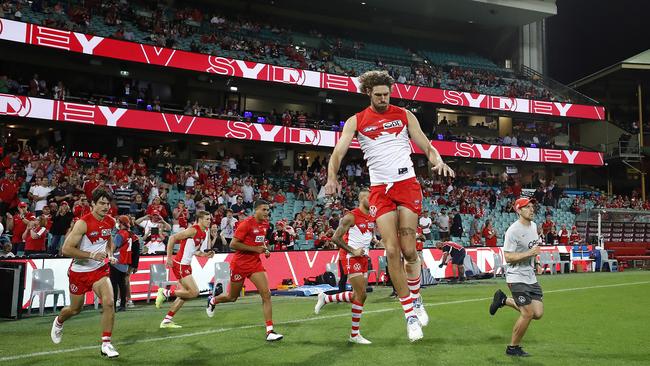 Ruckman Tom Hickey was at the centre of a divisive umpiring call. Picture: Getty Images