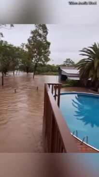 Flood alerts issued for Qld towns