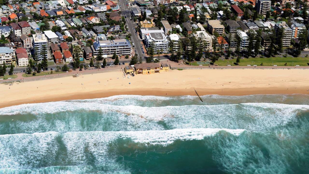 Businesses in Northern Beaches 'desperate' for assistance