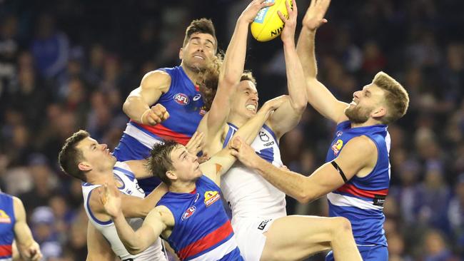 Ben Brown takes a pack mark against the Western Bulldogs.