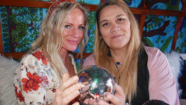 Psychics Debbie Tawhai and Jodie Maio at the Gold Coast Show. Picture: Annie Perets