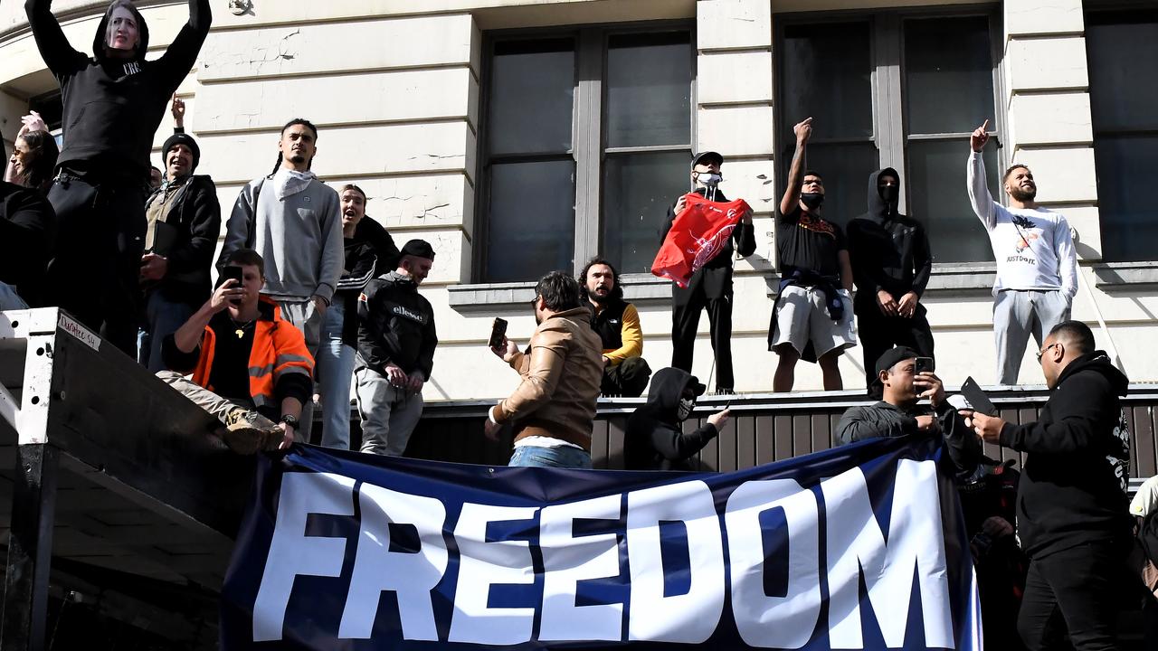 The irony of some Sydneysiders protesting for freedom while behaving in a way that will extend the misery for everyone else is astounding. Picture: Matrix News.