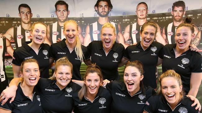 Collingwood’s new netball team for the 2017 national league.