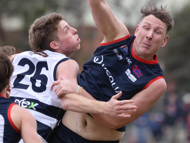 Norwood’s Sam Baulderstone wins the centre bounce. Picture: Russell Millard