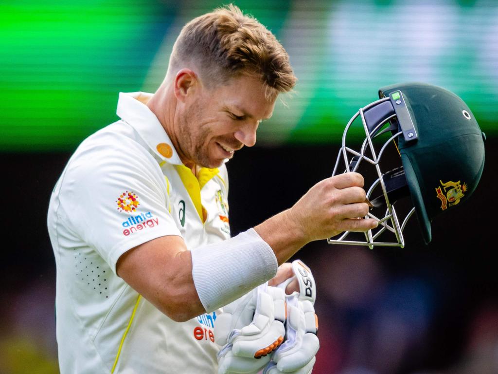 It was another disappointing day for David Warner. Picture: Patrick Hamilton / AFP