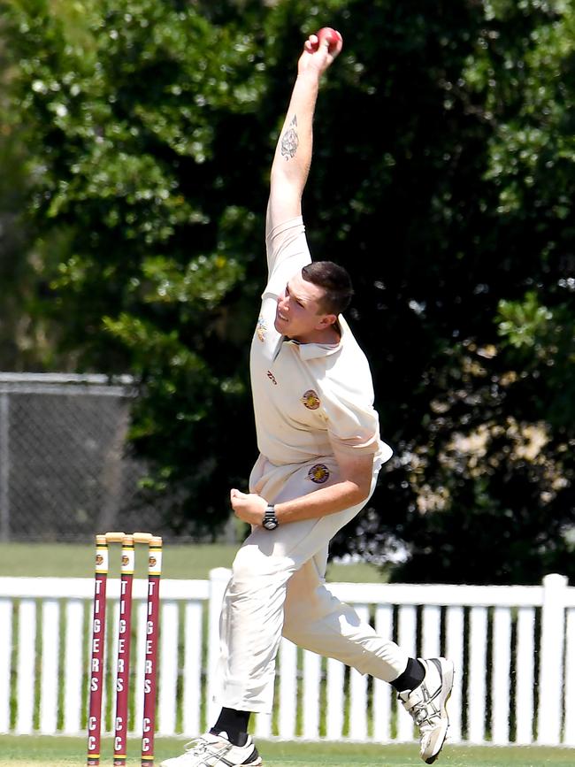 Redland bowler Lachlan Honan First grade club cricket between Redlands and Ipswich. Saturday October 23, 2012. Picture, John Gass