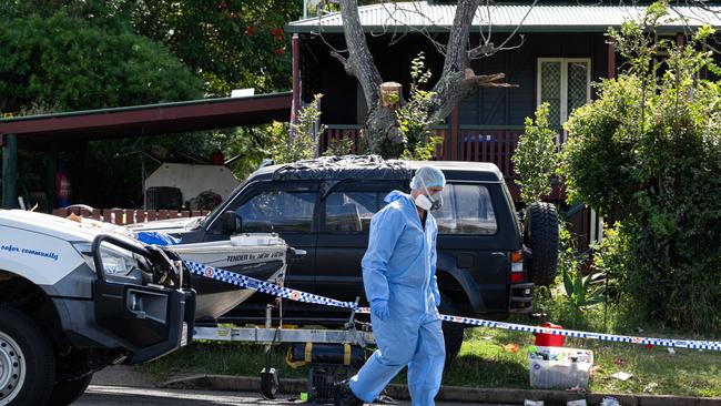 News Courier Mail 21.5.2025, Gin Gin QLD, Police and forensics search for evidence at 23 Mildern St Gin Gin over the disapearance of Phoebe Bishop. Photo paul Beutel