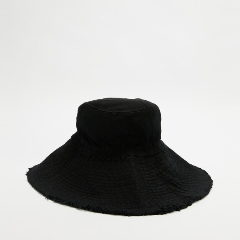Marle Oma Hat