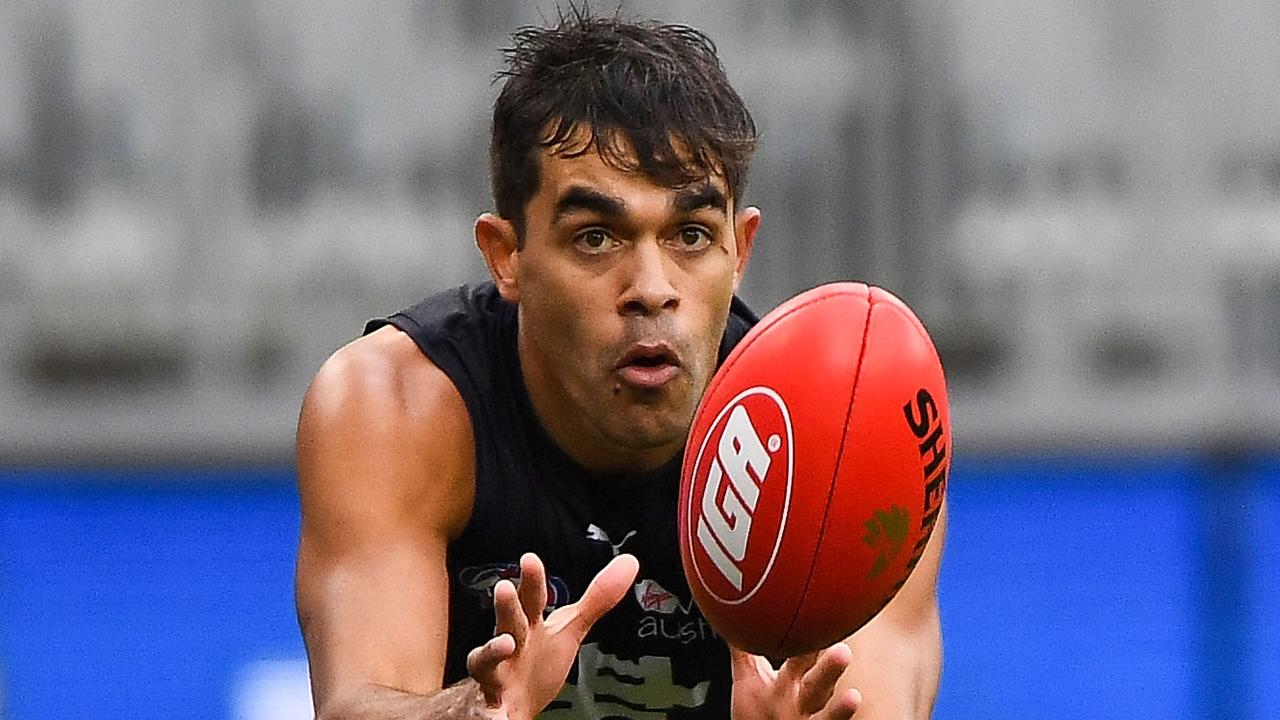 PERTH, AUSTRALIA - AUGUST 09: Jack Martin of the Blues marks the ball during the 2020 AFL Round 11 match between the West Coast Eagles and the Carlton Blues at Optus Stadium on August 09, 2020 in Perth, Australia. (Photo by Daniel Carson/AFL Photos via Getty Images)