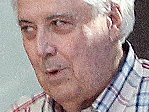 MUST CREDIT MEGA AGENCYONE TIME USE ONLY - FEE APPLIESWEB & PRINT USEEXCLUSIVE: Former Australian politician Clive Palmer shows off his shocking weight loss while at Broadbeach in the Gold Coast, Australia, on Anzac Day. 25 Apr 2017. Picture: Mega Agency