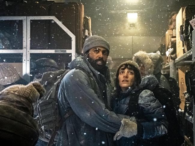 Snowpiercer Daveed Diggs (as Andre Layton) and Sheila Vand (as Zarah Ferami)