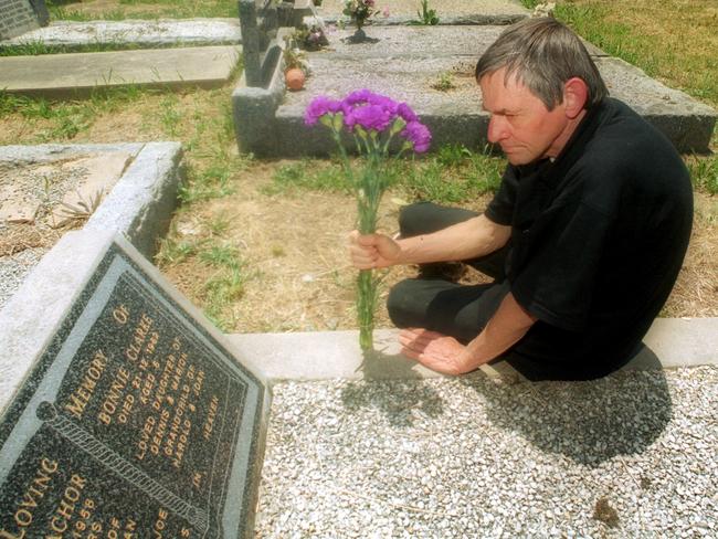 Denis Clarke at his daughter Bonny’s grave in Mansfield.