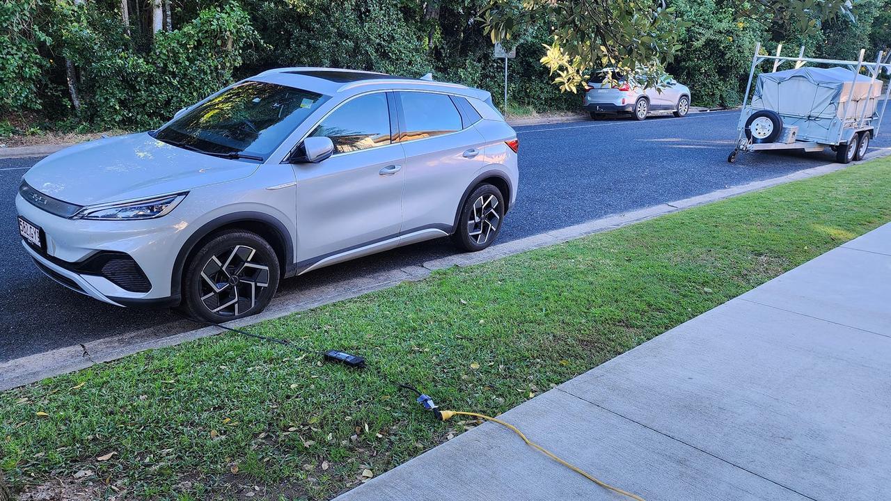 Keith Bensley was out on his morning walk in Sawtell in NSW when he came across an extension cable running across a footpath. Picture: Facebook