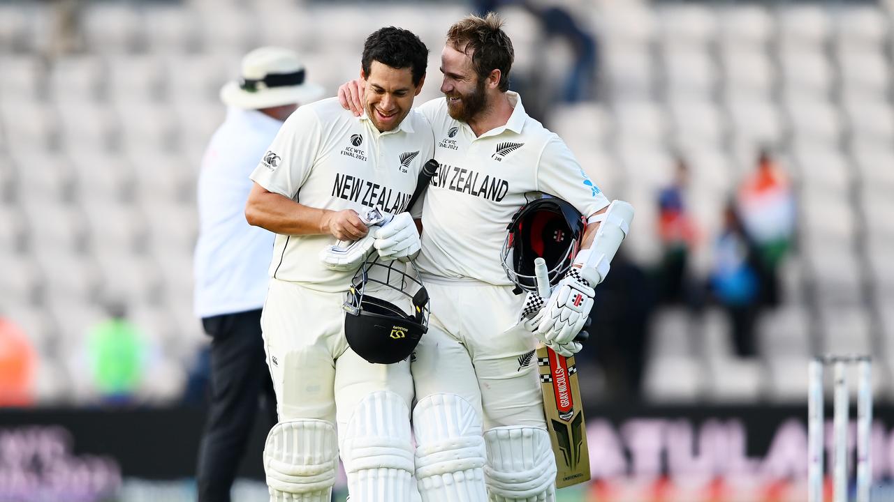 Ross Taylor (left) is waving goodbye to international cricket. (Photo by Alex Davidson/Getty Images)