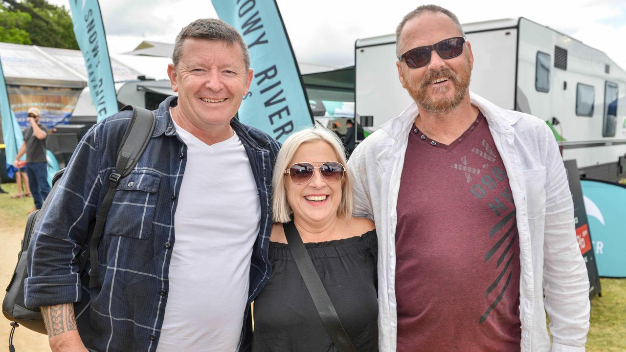 Fans at the Vailo Adelaide 500. Picture: Brenton Edwards