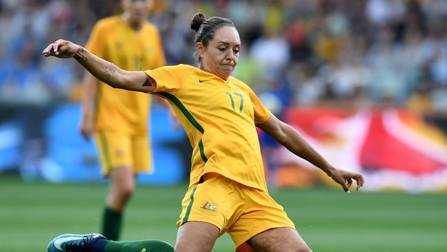 Kyah Simon of the Matildas scores the side's first goal, during an International friendly series match between the Westfield Matildas and China PR at GMHBA stadium in Geelong, Sunday, November 26, 2017.(AAP Image/Joe Castro) NO ARCHIVING, EDITORIAL USE ONLY