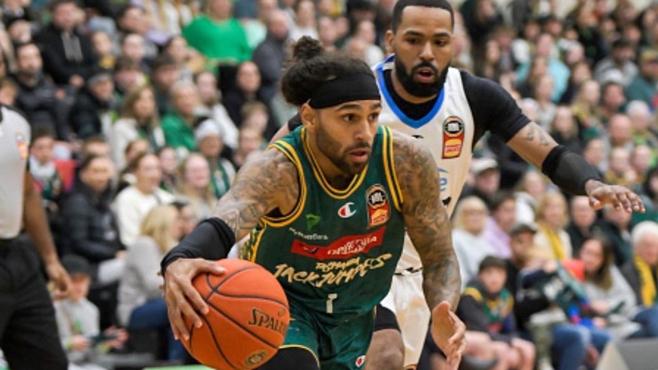 JackJumpers import Jordon Crawford in action against Melbourne United at Ulverstone on Monday night. Picture: Tasmania JackJumpers