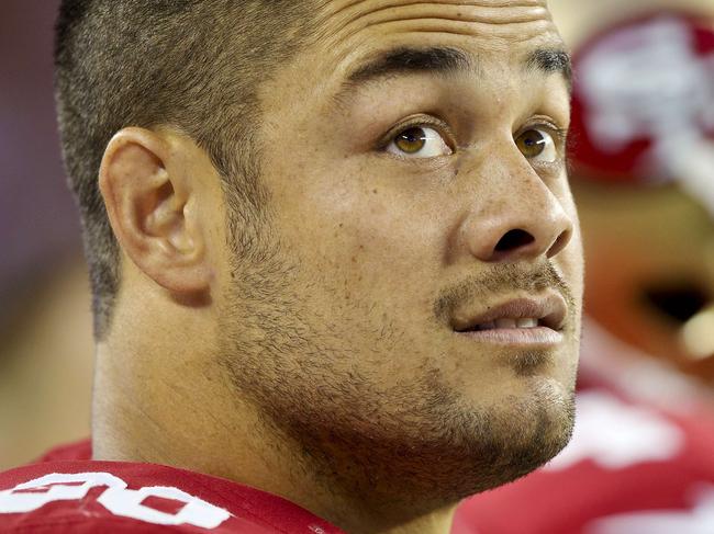 SANTA CLARA, CA - AUGUST 23: Jarryd Hayne #38 of the San Francisco 49ers watches the end of the game from the sidelines against the Dallas Cowboys during a preseason game on August 23, 2015 at Levi's Stadium in Santa Clara, California. Brian Bahr/Getty Images/AFP == FOR NEWSPAPERS, INTERNET, TELCOS & TELEVISION USE ONLY ==