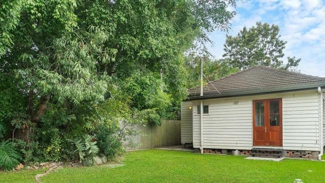 REAL ESTATE: This three-bedroom house at Rocklea sold for a massive discount due to flood damage.