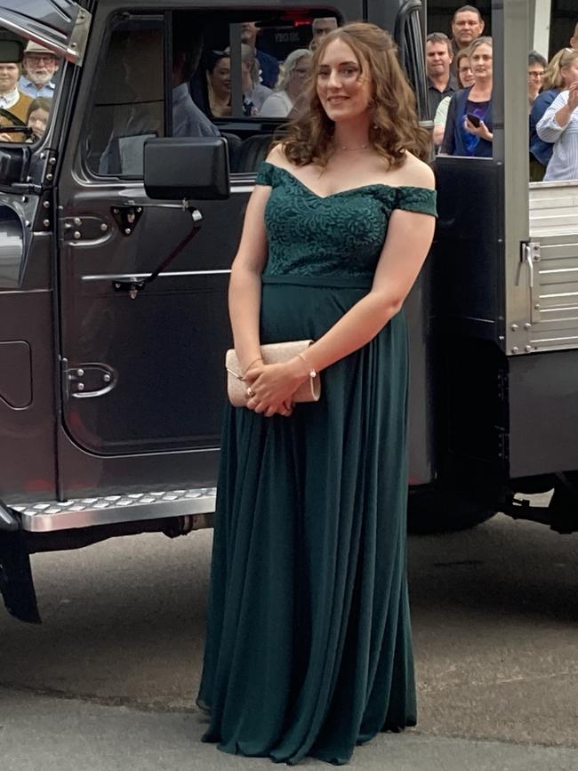 Victory College Formal 2022 – Aleesha Clarke