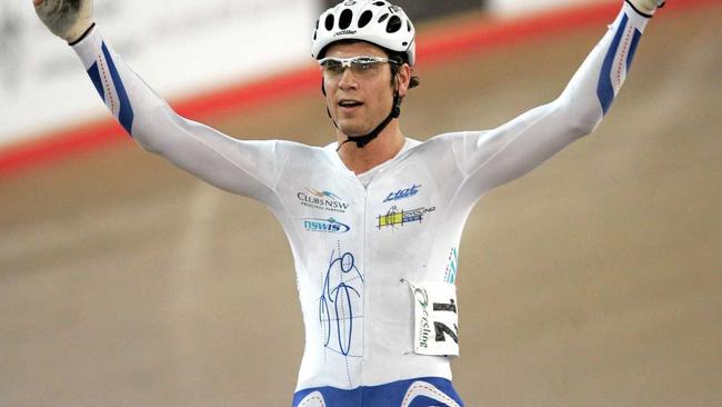 Cycling - 2007 Australian Track Cycling Championships @ Dunc Gray Velodrome .Ben Kersten wins the Mens Omnium , after his 3rd place in the 15km Points race Pic;Gregg Porteous. Picture: Gregg Porteous