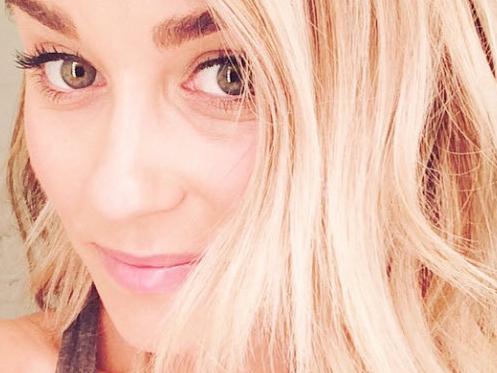 Lauren Conrad debuts fiery red hair