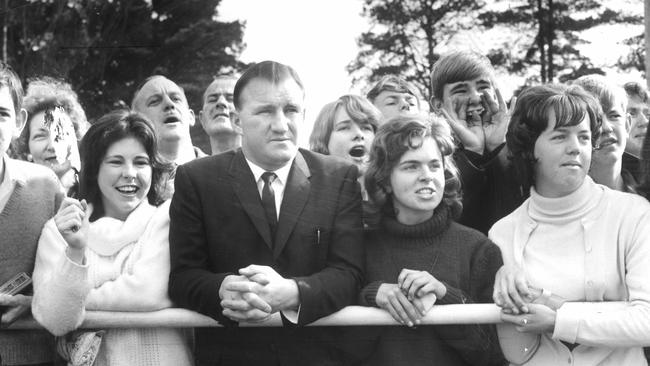 Collingwood coach Bob Rose spent a tense morning watching his son Robert playing in the Grand Final between Glen Waverley High School and Mount Waverley Youth Club at Waverley Football ground.