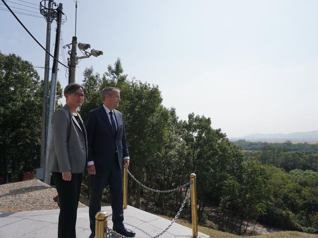 Opposition Leader Bill Shorten visits the demilitarised zone between North and South Korea.