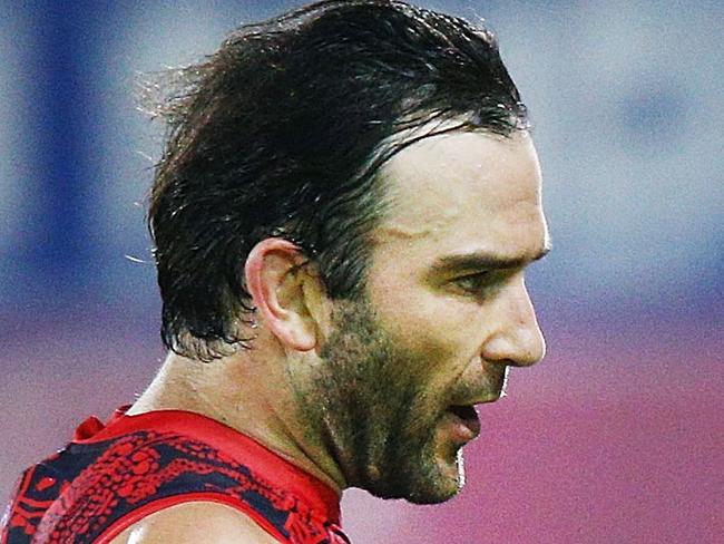 DARWIN, AUSTRALIA - JULY 07:  Jordan Lewis of the Demons argues with an umpire during the round 16 AFL match between the Melbourne Demons and the Fremantle Dockers at TIO Stadium on July 7, 2018 in Darwin, Australia.  (Photo by Michael Dodge/Getty Images)