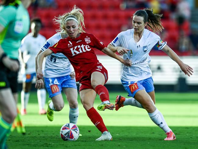 Adelaide United’s Fiona Worts is off contract. Picture: Getty Images