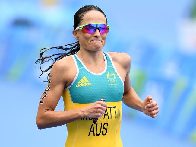 RIO DE JANEIRO, BRAZIL - AUGUST 20: Emma Moffatt of Australia runs during the Women's Triathlon on Day 15 of the Rio 2016 Olympic Games at Fort Copacabana on August 20, 2016 in Rio de Janeiro, Brazil. (Photo by Quinn Rooney/Getty Images)