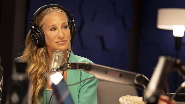 Carrie Bradshaw is now a podcaster. Picture: HBO/Binge