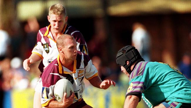 Allan Langer. in action with the Broncos vs. Gold Coast Chargers.