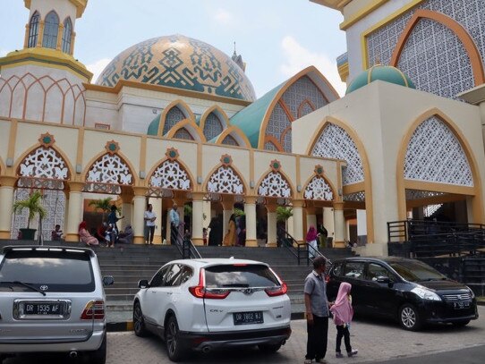 Islamic Center Mosque, the biggest mosque on Lombok island, Indonesia. Picture. Lukman S. Bintoro