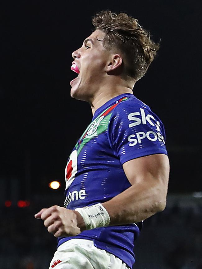 Walsh celebrates scoring a try for the Warriors after making the move. Picture: Mark Metcalfe/Getty Images