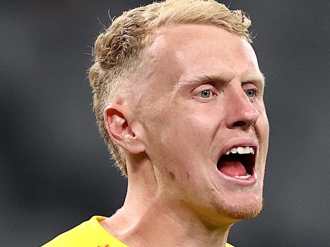 SYDNEY, AUSTRALIA - AUGUST 26: Melbourne City goalkeeper Tom Glover calls out to his defenders during the A-League Semi Final match between Melbourne City and Western United at Bankwest Stadium on August 26, 2020 in Sydney, Australia. (Photo by Cameron Spencer/Getty Images)