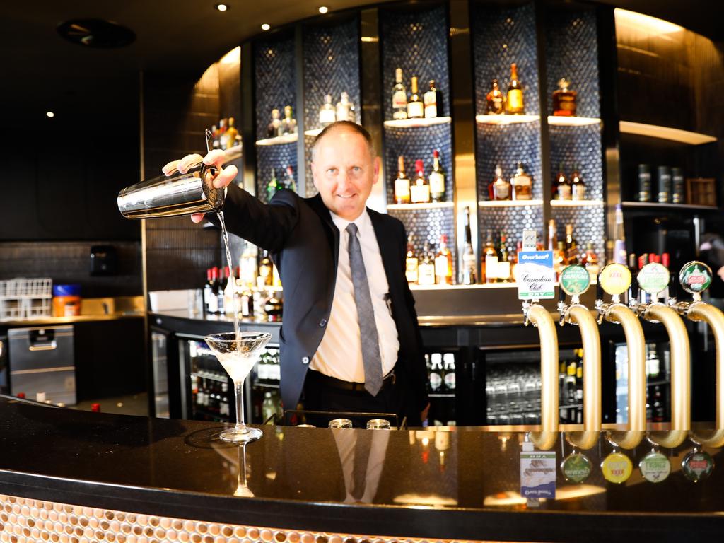 Business Tasmania: Wrest Point Casino entertainment area refurbishment ...