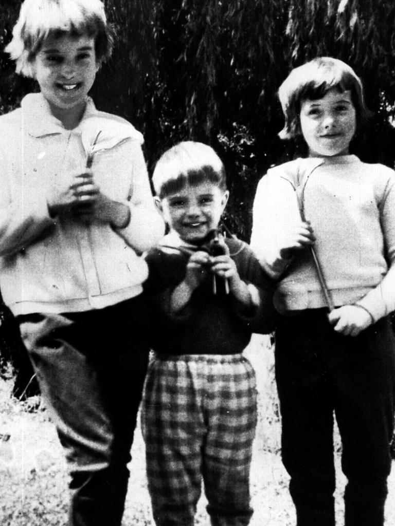 <p>Jane, Grant and Arnna in an undated family photo.</p>