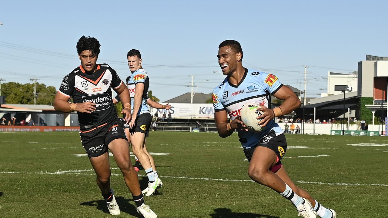 The Sharks have suffered a massive blow with Ronaldo Mulitalo suffering a suspected broken jaw. Picture: Getty Images.