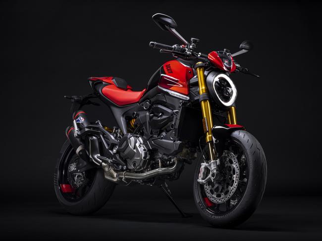 The Ducati Monster SP is sharp, willing and even eager to be hurled into bend.